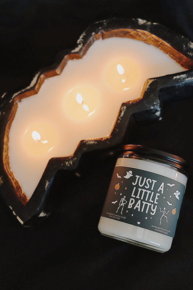 Mr. Battie - Bat Wood Candle